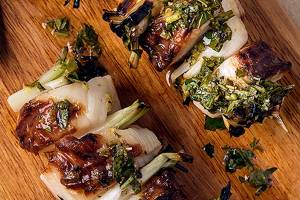 Simple yet irresistible: Scallops that sizzle with a drizzle