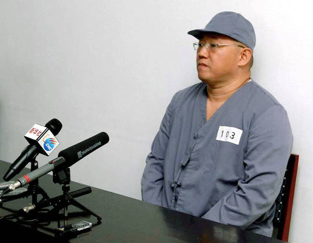Then-prisoner Kenneth Bae speaks to reporters in Pyongyang, North Korea, in 2014. (AP Photo/Kim Kwang Hyon)