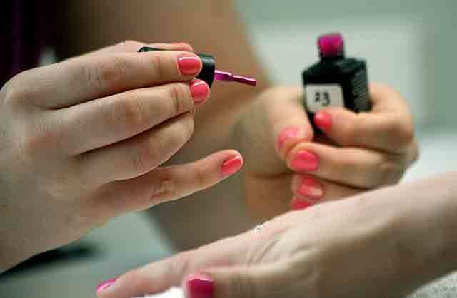 Gel or shellac manicures are longer lasting and shinier than those done with traditional nail enamels. (Vanessa McVay / The Herald)