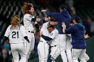 Seager’s walk-off double lifts M’s over Tigers 5-4 in 10 innings
