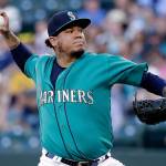 King Felix returns, Mariners crush Astros 13-3
