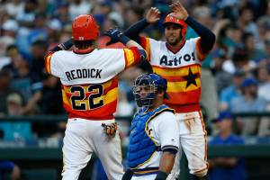 Astros stifle late rally, snap M’s 6-game win streak