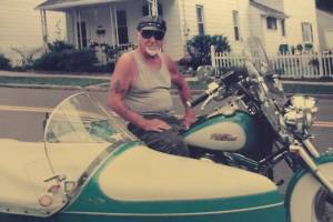 Motorcycle lover to be buried in his Harley-Davidson sidecar
