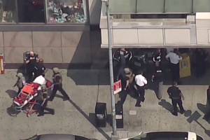 Doctor kills 1, hurts 6 at NYC hospital before killing self