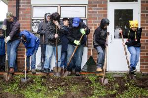 Teen giving back to Lake Stevens nonprofit that helped him