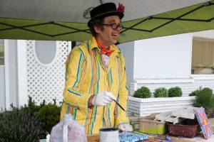 Vibrant art livens up Everett funeral home and crematory