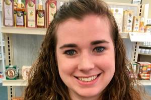 Compounding pharamicist joins Kusler’s Pharmacy in Snohomish