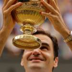 Federer gets record-breaking eighth Wimbledon title