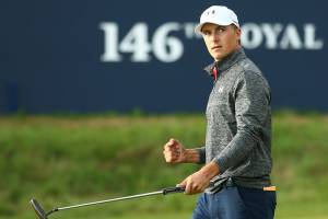 Spieth shoots 65, up 3 with one round to go at British Open