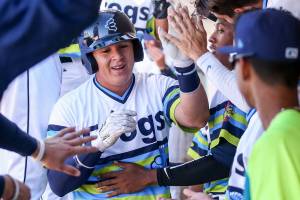 AquaSox pound out 16 hits, win their fourth straight
