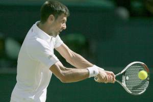 Djokovic, Federer on to Week 2 at Wimbledon