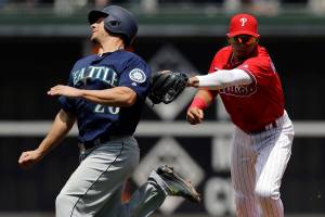 M’s notebook: Seattle plagued by too many outs on the bases