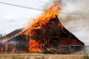 Historic Stanwood barn burned down to make way for park