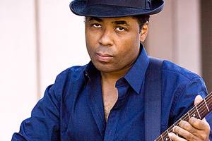Chris Thomas King headlines big blues show at Historic Everett