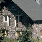 Fire blocks route for dozens in Glacier National Park chalet