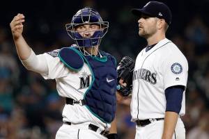 Paxton expected to miss at least 3 weeks with pectoral strain