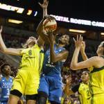 Langhorne’s late basket lifts Storm over Lynx 62-61