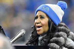 Aretha Franklin set to move back to Detroit for retirement