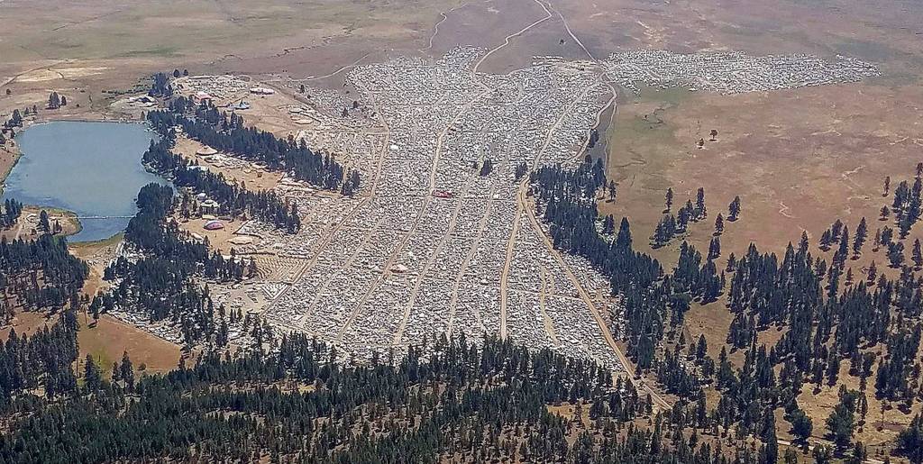The crowd at the Big Summit Eclipse 2017 event near Prineville, Oregon, on Saturday. (Oregon State Police via AP)