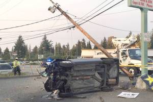 Suspected DUI ends in crash knocking down Everett power lines
