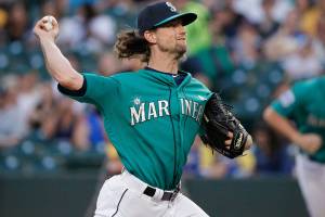 M’s top A’s 3-2 to snap 5-game losing streak