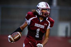 Cascade smashes rival Everett 46-0 in Battle of Broadway