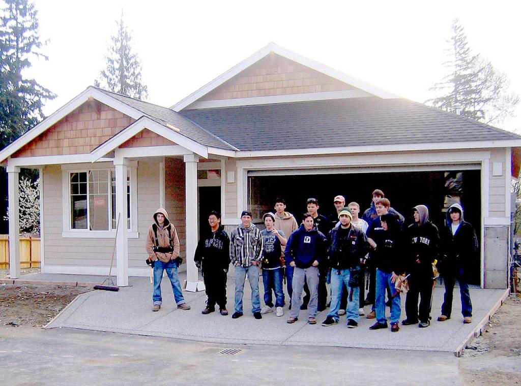 Edmonds School District Carpentry and House Construction Class in front of Rotary house No. 34 in 2009.