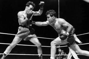 Former boxing champion Jake LaMotta dies at the age of 95