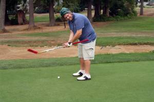 Golfers help Pink the Rink
