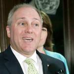 Wounded Rep. Scalise returns to Capitol to bipartisan cheers