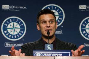 Analysis: M’s need to make offseason splash to remain relevant