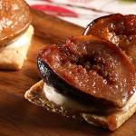 Fresh figs sandwiched between cookies for a grown-up Newton