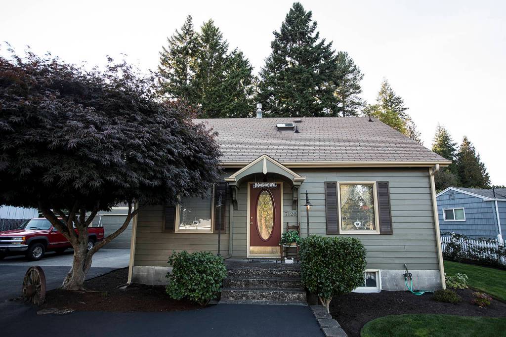 Jeff and Fran Trues Beverly Boulevard will receive a Pride of the Neighborhood Monte Cristo award for its attention to detail and neat surrounding yard. (Ian Terry / The Herald)