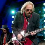 Tom Petty performs with the Heartbreakers at the Hollywood Bowl on Sept. 21. (Luis Sinco/Los Angeles Times)