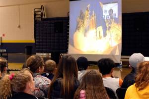 Arlington students Skype with NASA engineer