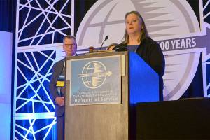 Everett woman is 2017 Paratransit and Contracting Driver of the Year