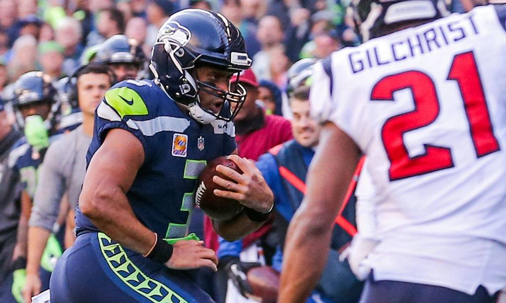 Sunday afternoon at CenturyLink Field on October 29, 2017`.(Kevin Clark / The Herald)