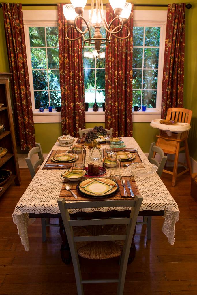 Natural tones are a highlight of Wendy Keene and Tim Schultzs dining room. (Ian Terry / The Herald)