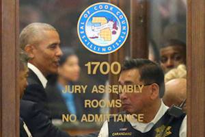 Barack Obama shows up in Chicago for jury duty; not chosen