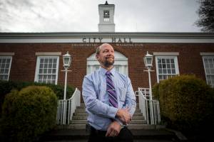 The city manager is out, and Snohomish’s ‘strong’ mayor is in