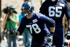 Seahawks hope to get boost from Joeckel’s return to O-line