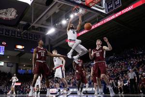 Gonzaga demolishes Santa Clara