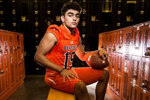 Monroe’s Lewis is The Herald’s 2017 Offensive Player of the Year