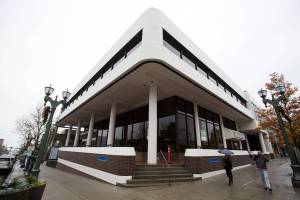 A decade after the recession, pain and fear linger