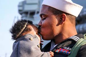 Cheering families welcome Kidd, Shoup after 6 months at sea