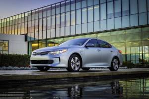 2017 Kia Optima PHEV: no compromises with this green choice