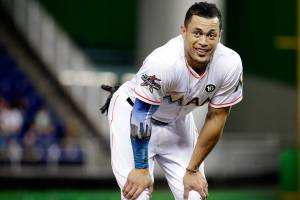 It’s official: NL MVP Stanton now slugging for the Yankees