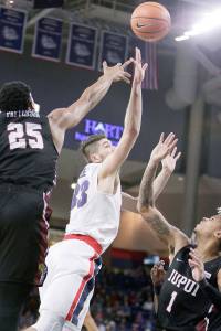 Gonzaga rebounds from subpar game, throttles IUPUI 101-71