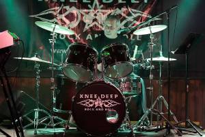 Frank Firesticks McGann and the rest of Knee Deep will play the Oxford Saloon in Snohomish on Dec. 31. (Knee Deep)