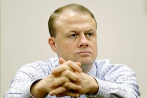 Eyman gets too few signatures for another $30 car-tab vote